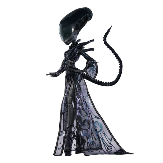 Monster High Skullector Alien Puppe – stehende Figur mit transparentem Kleid