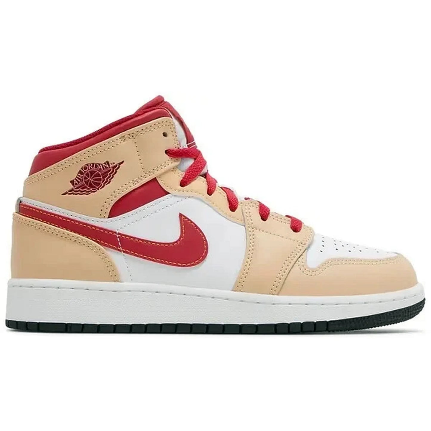 air jordan 1 mid gs light curry cardinal red sneaker für kinder und damen – seitenansicht auf weißem hintergrund