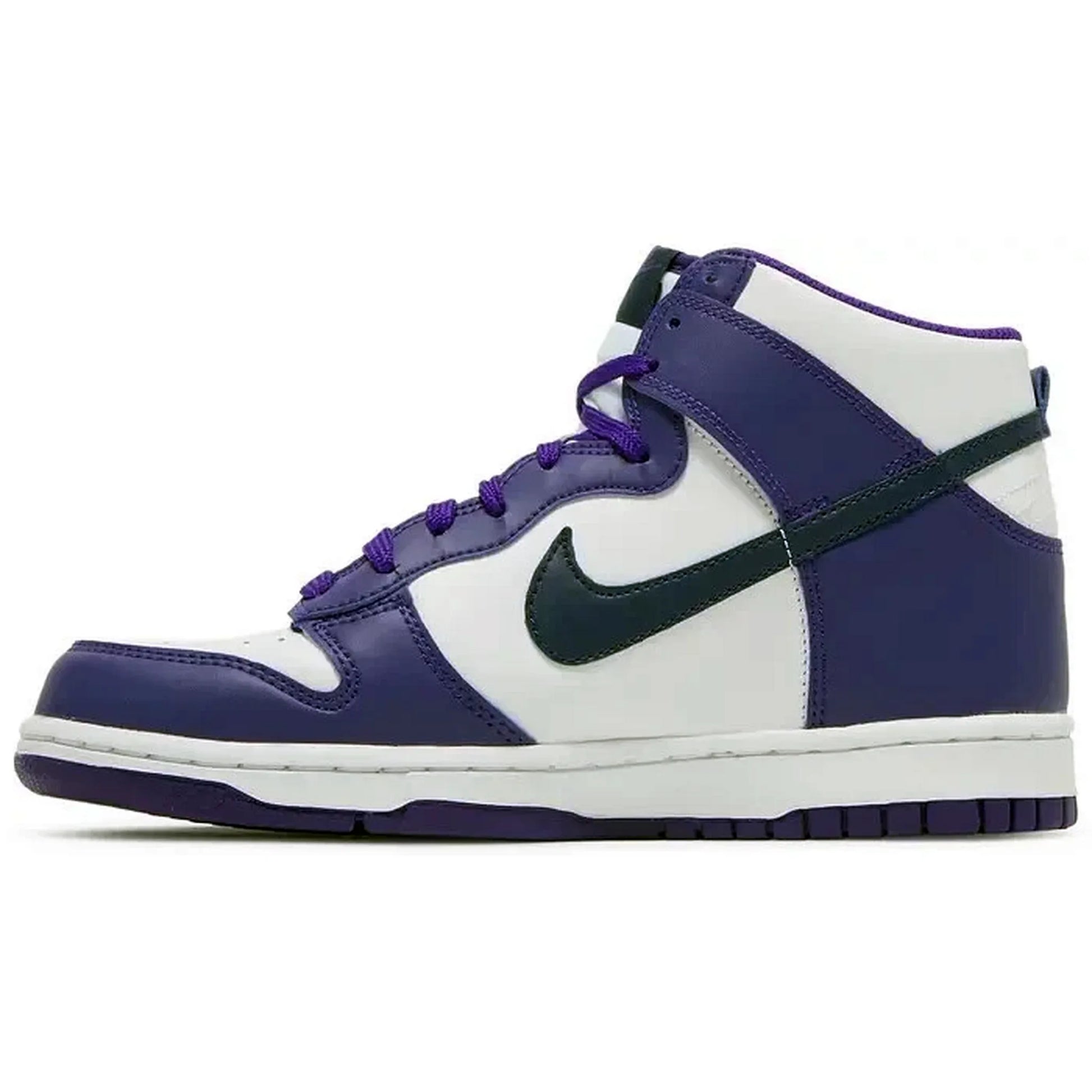 Nike Dunk High GS Electro Purple Midnight Navy – Jugend-Sneaker in Weiß und Lila mit dunkelblauem Swoosh und klassischer High-Top-Silhouette – Innenansicht
