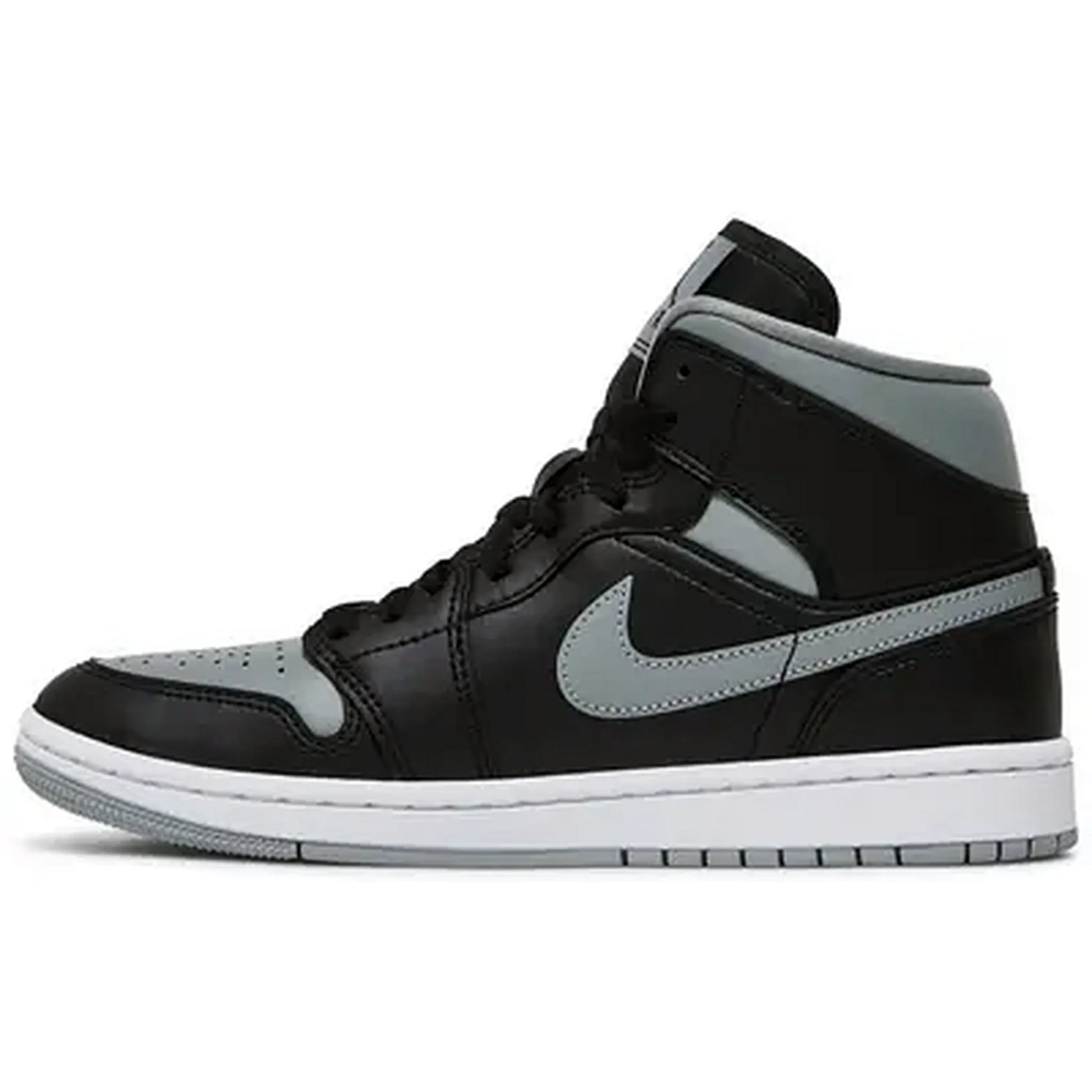 Nike Air Jordan 1 Mid Wmns Shadow – Damen Sneaker in Schwarz und Grau mit grauem Swoosh und weißer Zwischensohle, Seitenansicht der klassischen Mid-Top Silhouette.