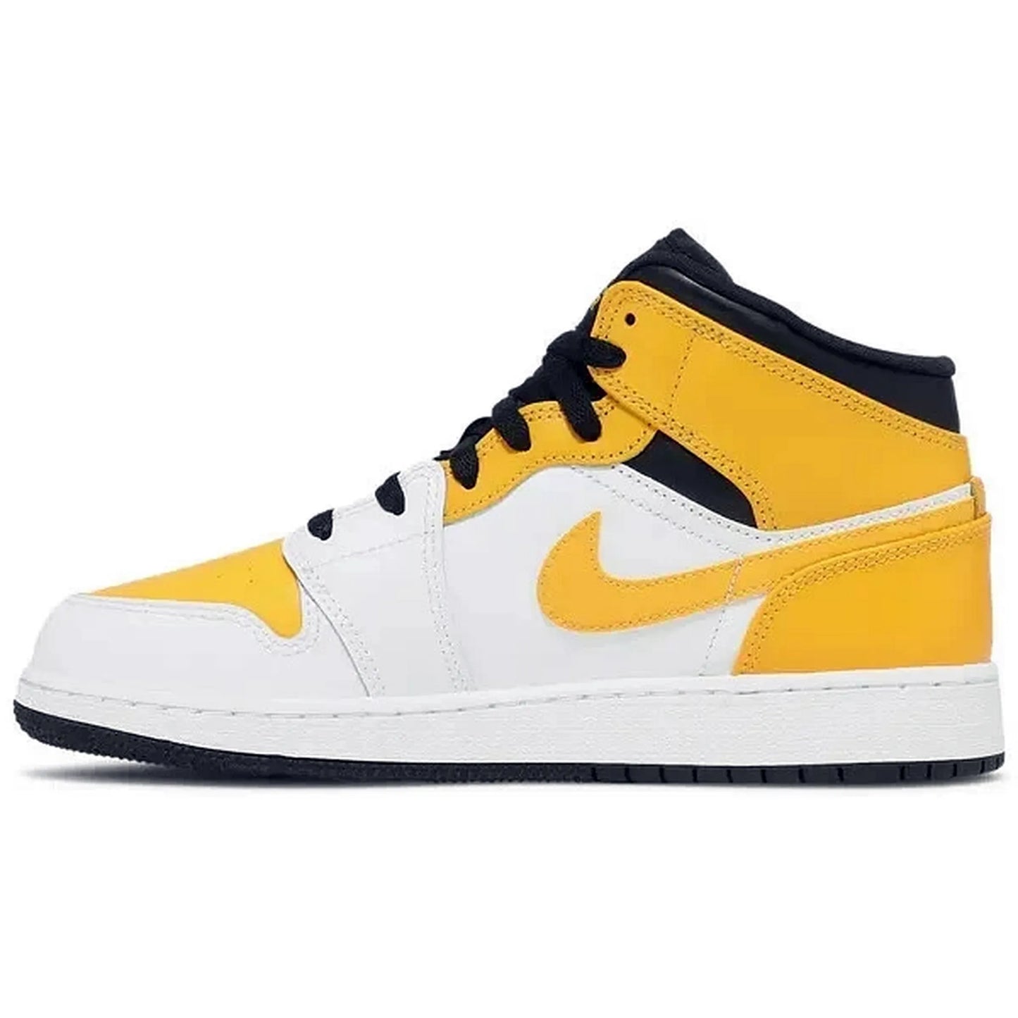 air jordan 1 mid gs university gold sneaker in gelb weiß schwarz für kinder und damen – seitliche ansicht auf weißem hintergrund