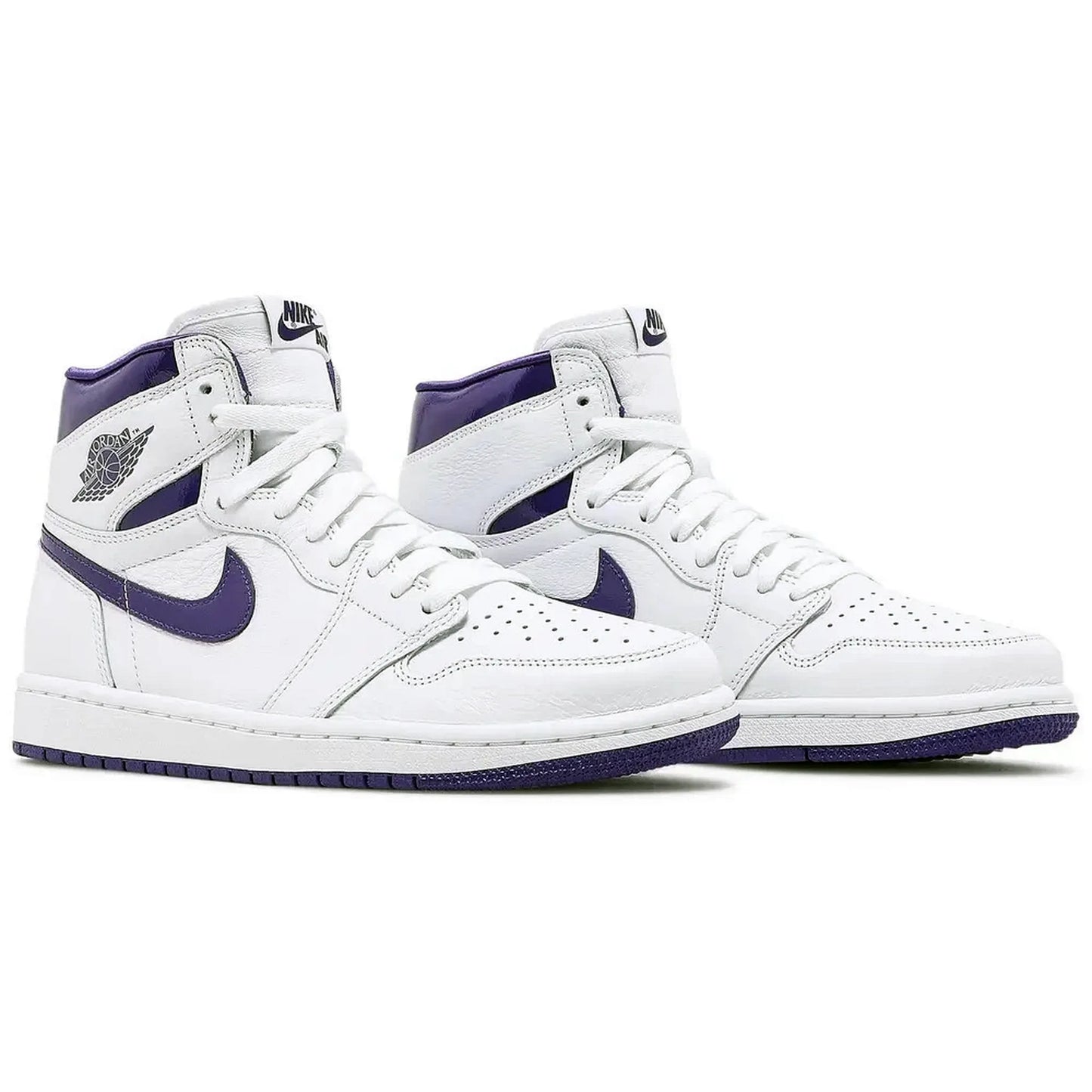 ChatGPT:

Nike Air Jordan 1 Retro High OG Wmns Court Purple – Limitierte Damen Sneaker in Weiß und Lila mit Retro-Design, Paaransicht schräg von vorne der klassischen High-Top Version.